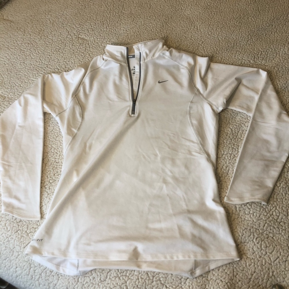 Women’s Nike dri-fit half zip workout long sleeve